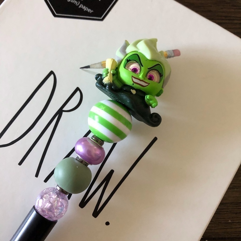 Disney Doorables: The Little Mermaid: Ursula handmade beaded pen